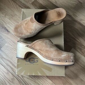 UGG Australia Abbie Leather Suede Sheepskin Studded Mules Clogs Chestnut Size 9